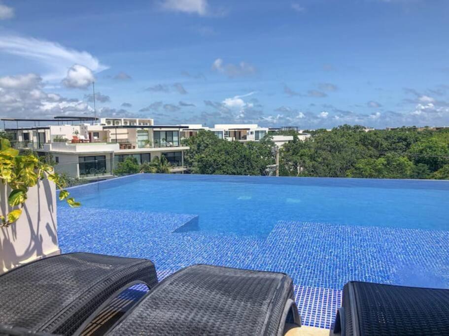 Suit Next To The Common Top Roof Exclusive Building Kingsize Bed 2 Super Pools, Gym, Grill Tulum Extérieur photo