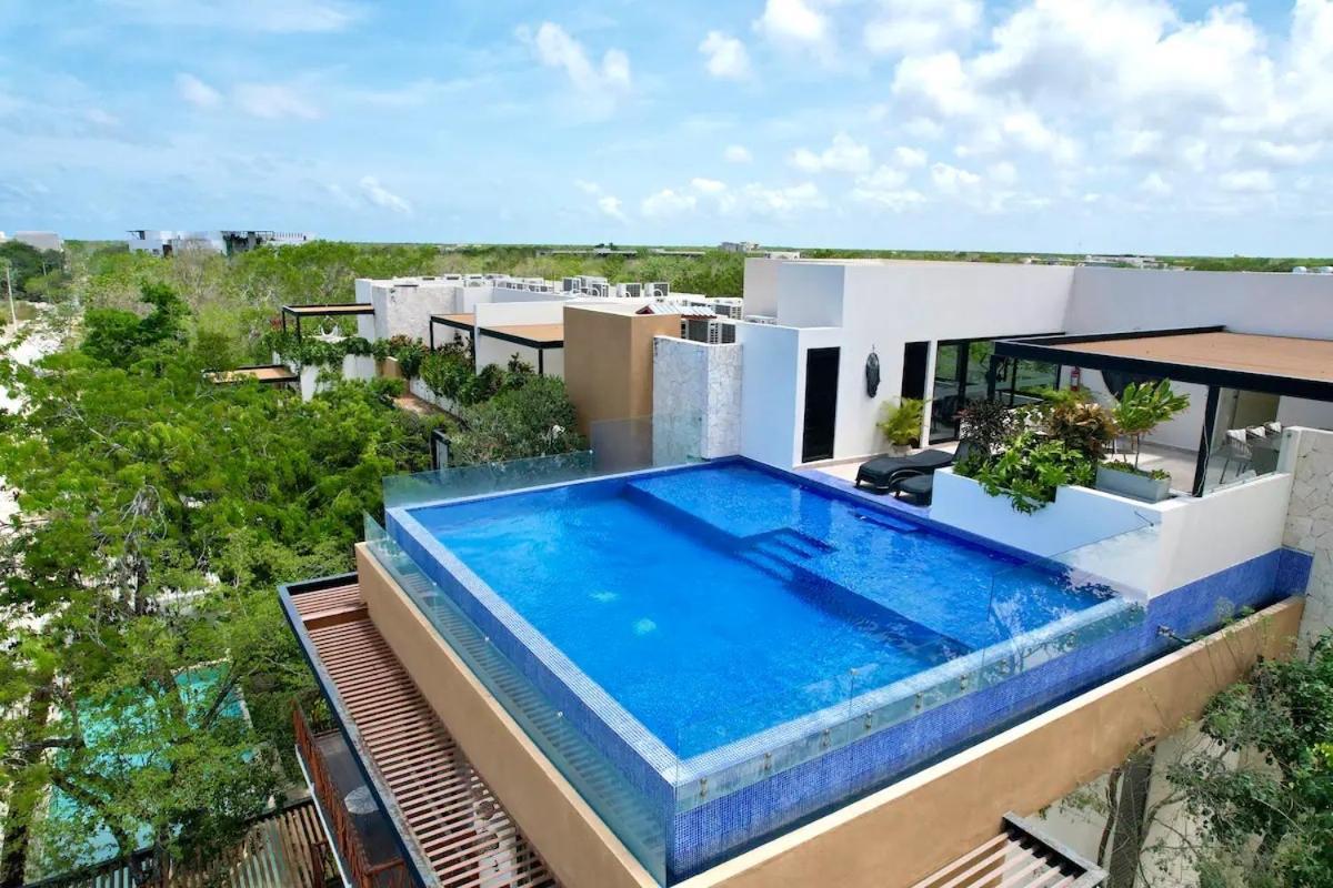 Suit Next To The Common Top Roof Exclusive Building Kingsize Bed 2 Super Pools, Gym, Grill Tulum Extérieur photo
